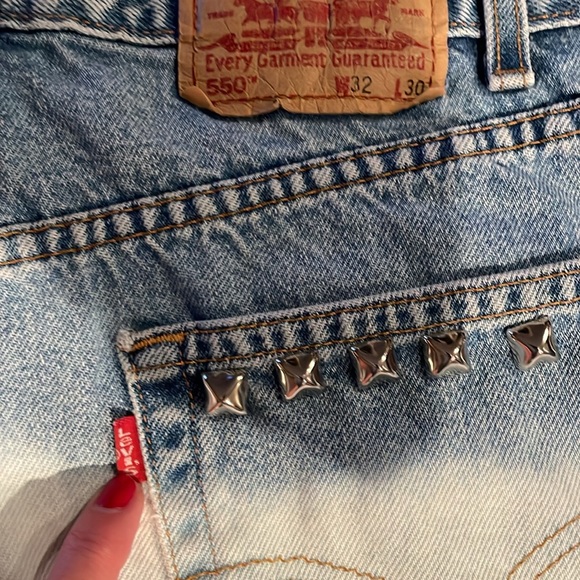 Embellished Levi’s shorts - Picture 3 of 6